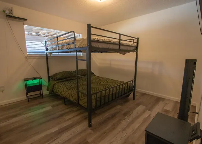 The Wonder - Sleeps 11 Near Tcu Сasa de vacaciones